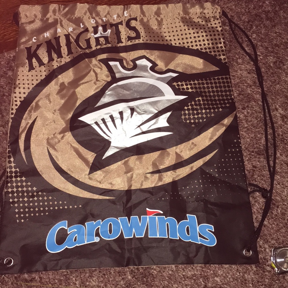 Charlotte knights Caroline’s back pack